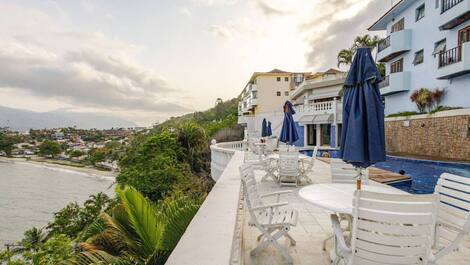 ¡Un Oasis en São Sebastião! Apartamento con vistas al mar ¡Fantástico!