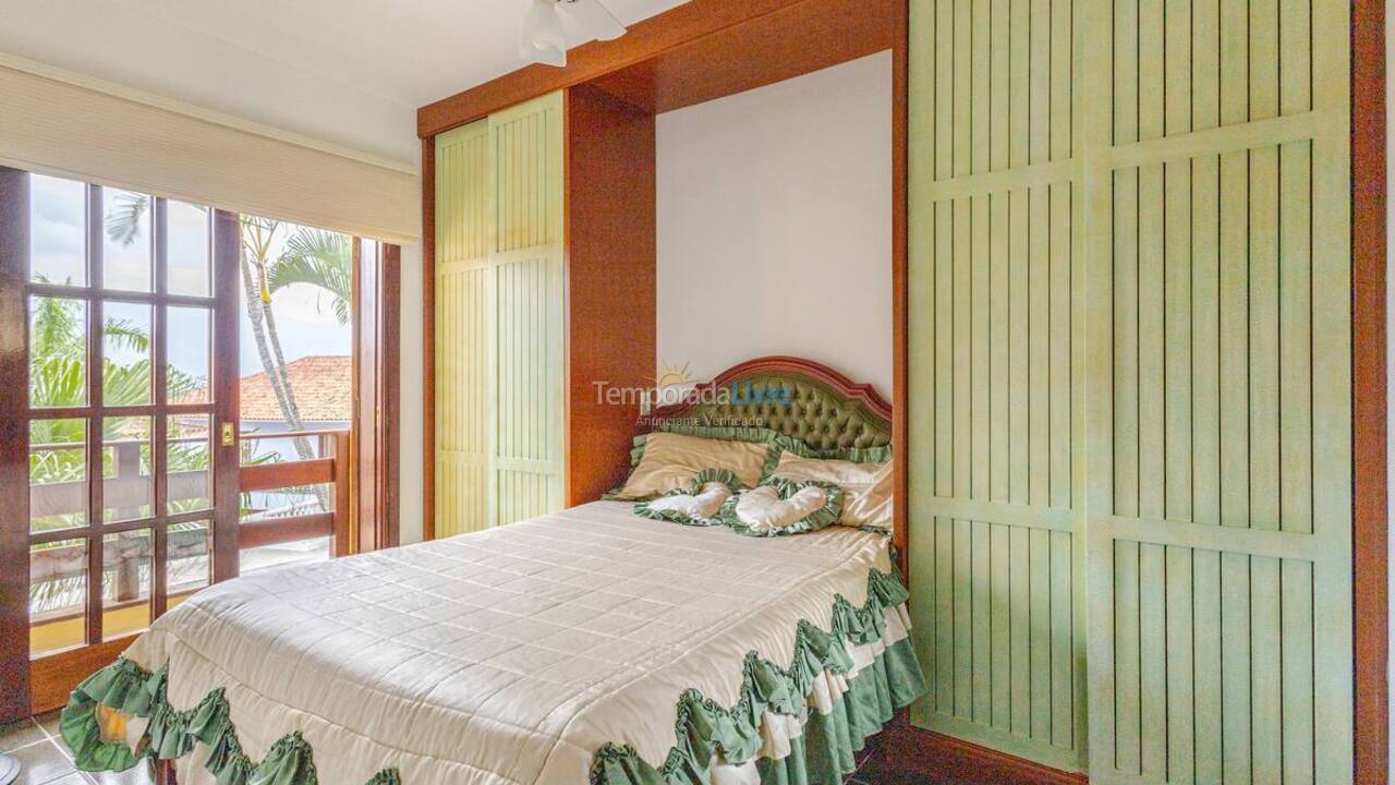 Apartamento para alquiler de vacaciones em São Sebastião (Pontal da Cruz)