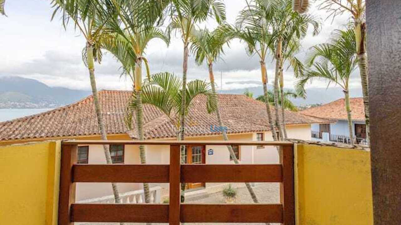 Apartamento para alquiler de vacaciones em São Sebastião (Pontal da Cruz)