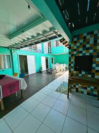 Spacious house in Mariscal with pool for up to 25 people