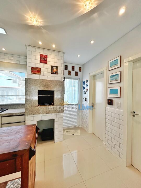 Casa para alquiler de vacaciones em Bombinhas (Canto Grande)