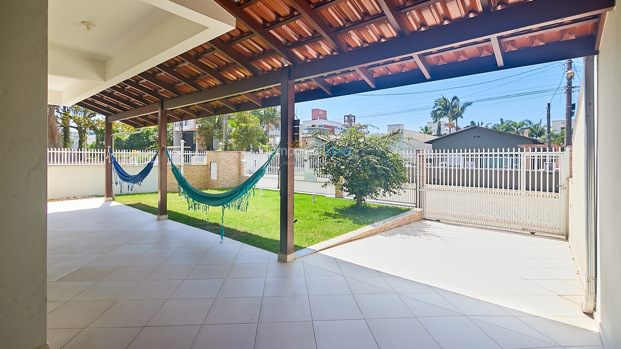 Casa para alquiler de vacaciones em Bombinhas (Mariscal)