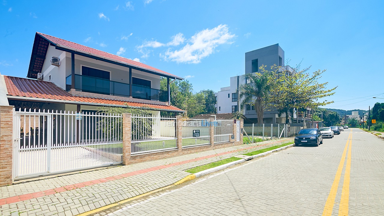Casa para alquiler de vacaciones em Bombinhas (Mariscal)