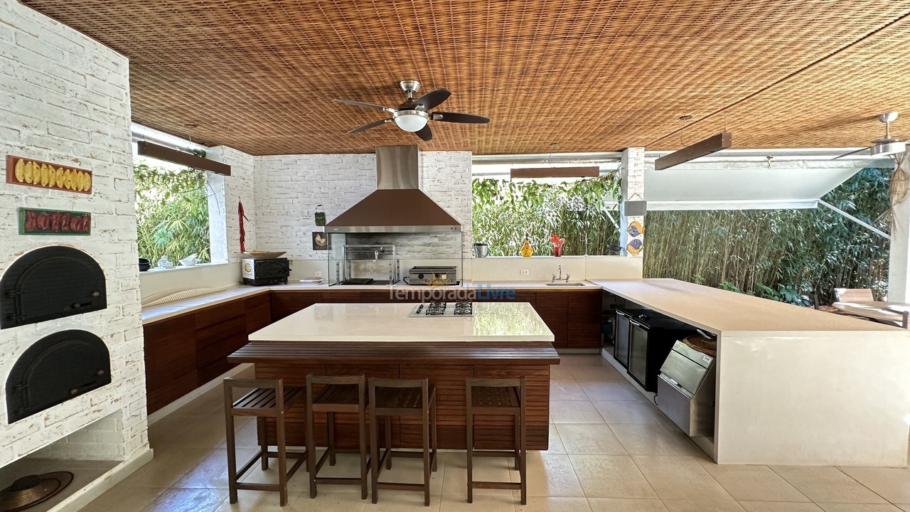 Casa para aluguel de temporada em São Sebastião (244)