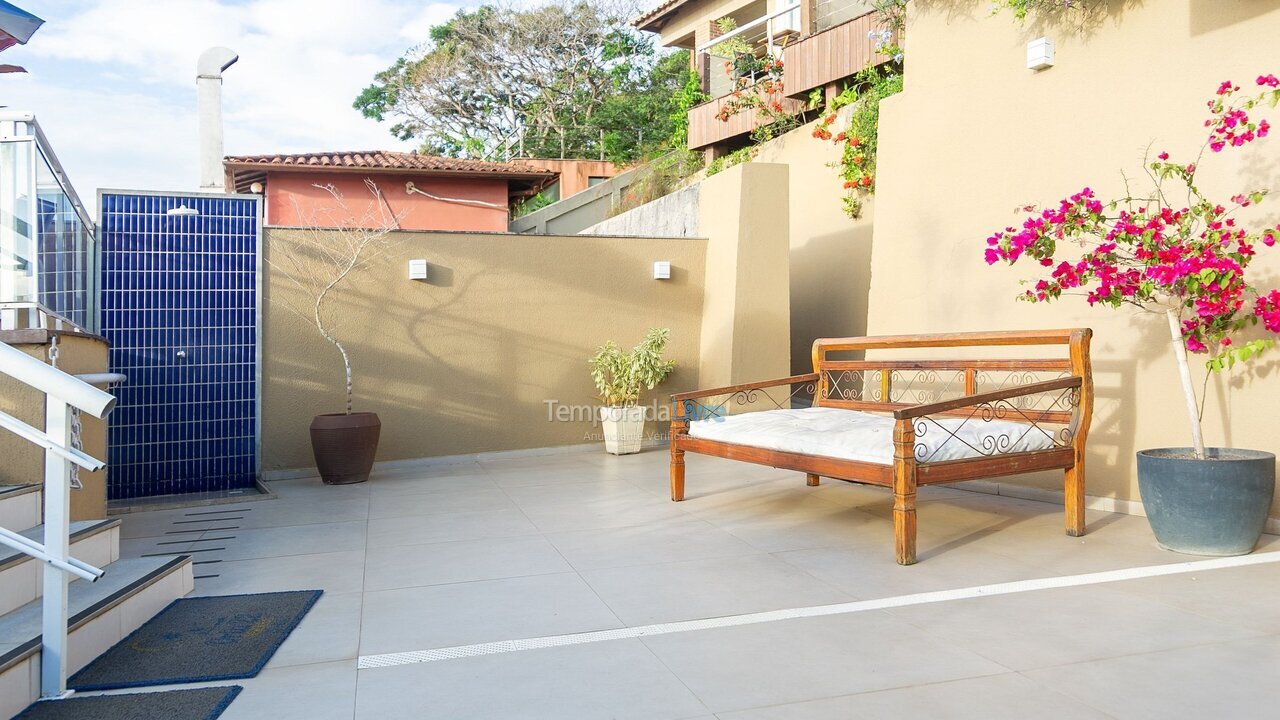 Apartamento para aluguel de temporada em Armação dos Búzios (Triângulo de Búzios)