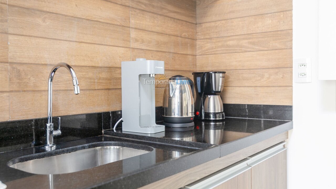 Apartamento para aluguel de temporada em Armação dos Búzios (Triângulo de Búzios)