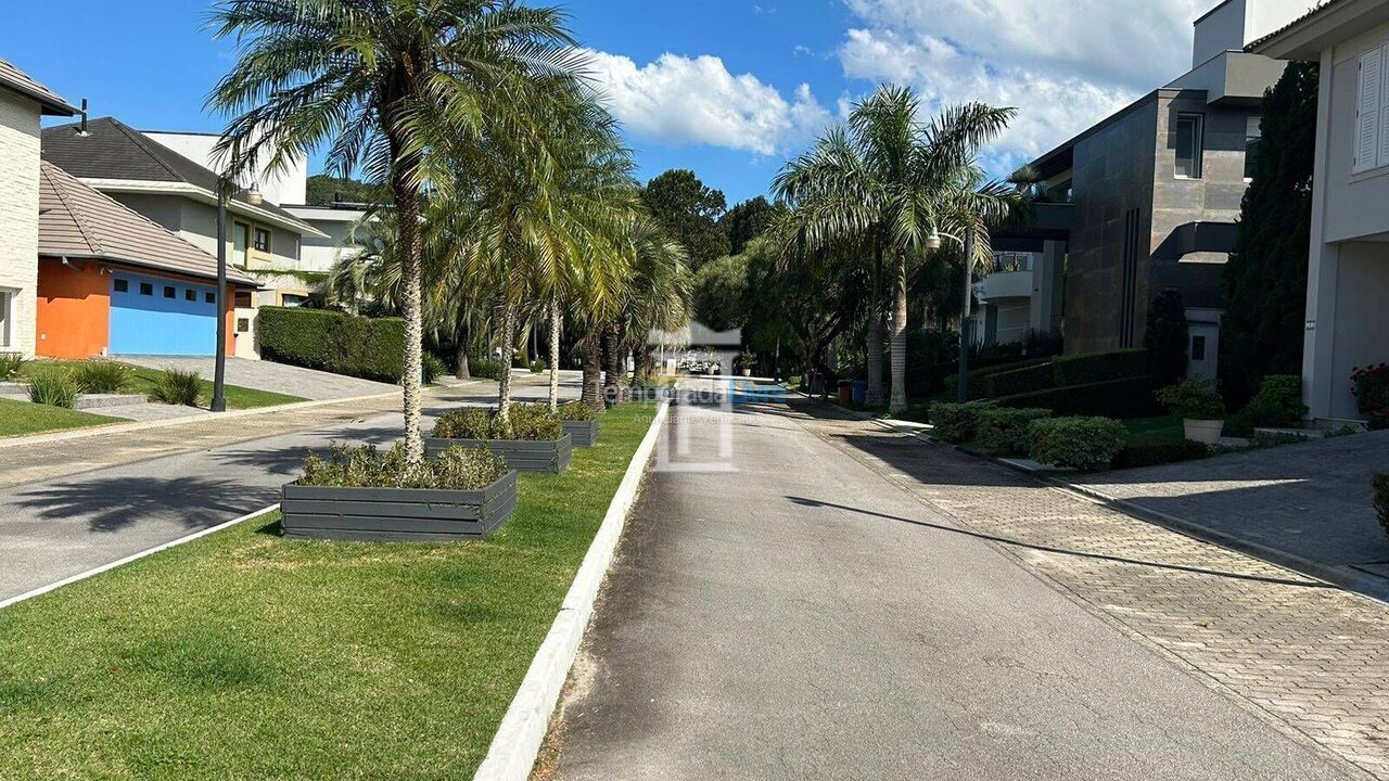 Casa para aluguel de temporada em Florianopolis (Jurerê Internacional)