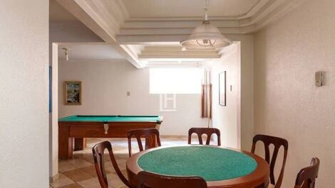 Casa com Piscina Jurerê