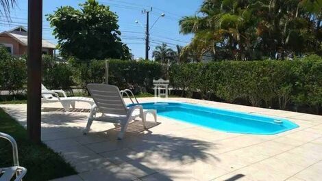 Casa com Piscina Jurerê