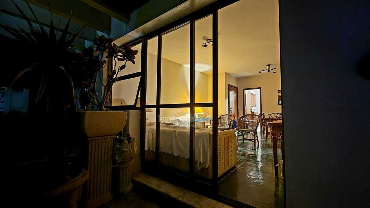 Apartment for vacation rental in Guarujá (Pitangueiras)