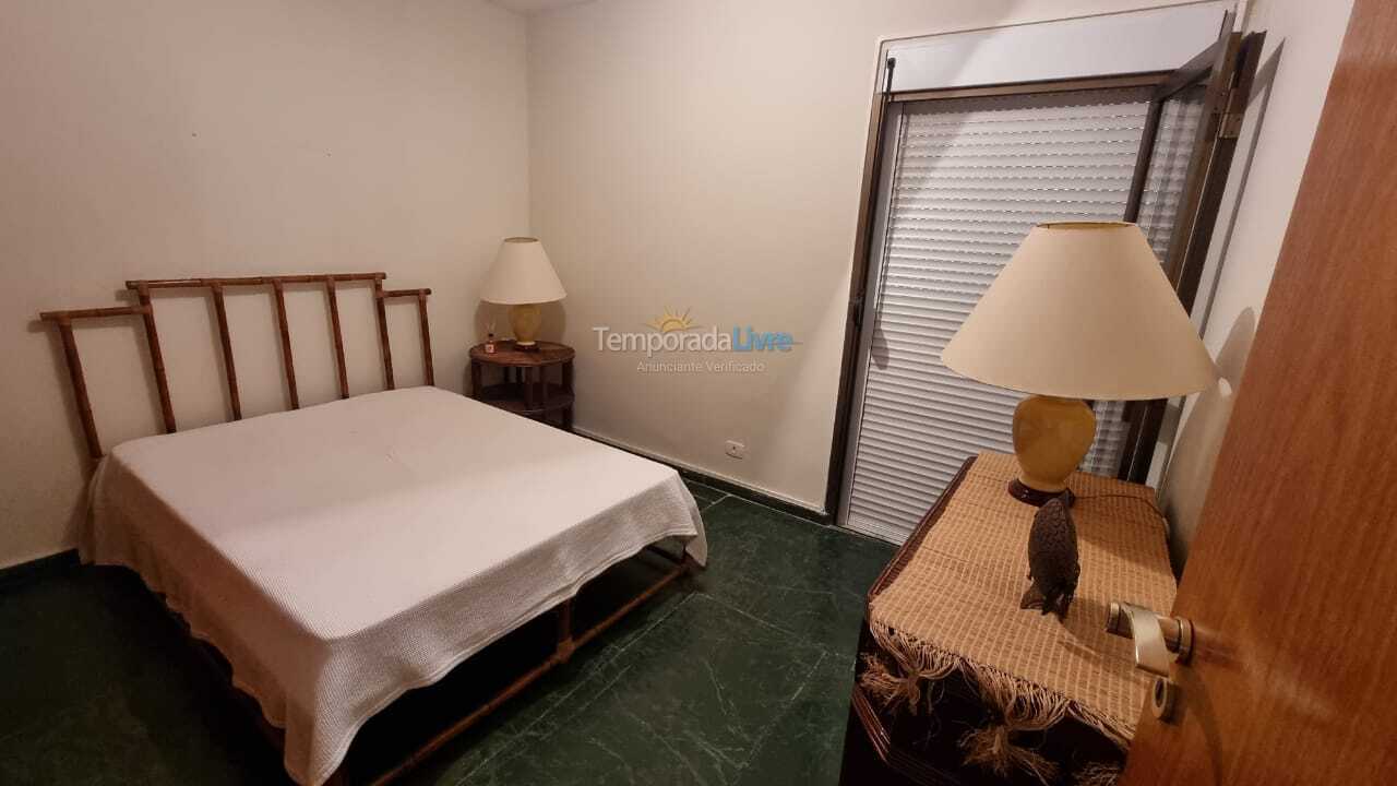 Apartment for vacation rental in Guarujá (Pitangueiras)