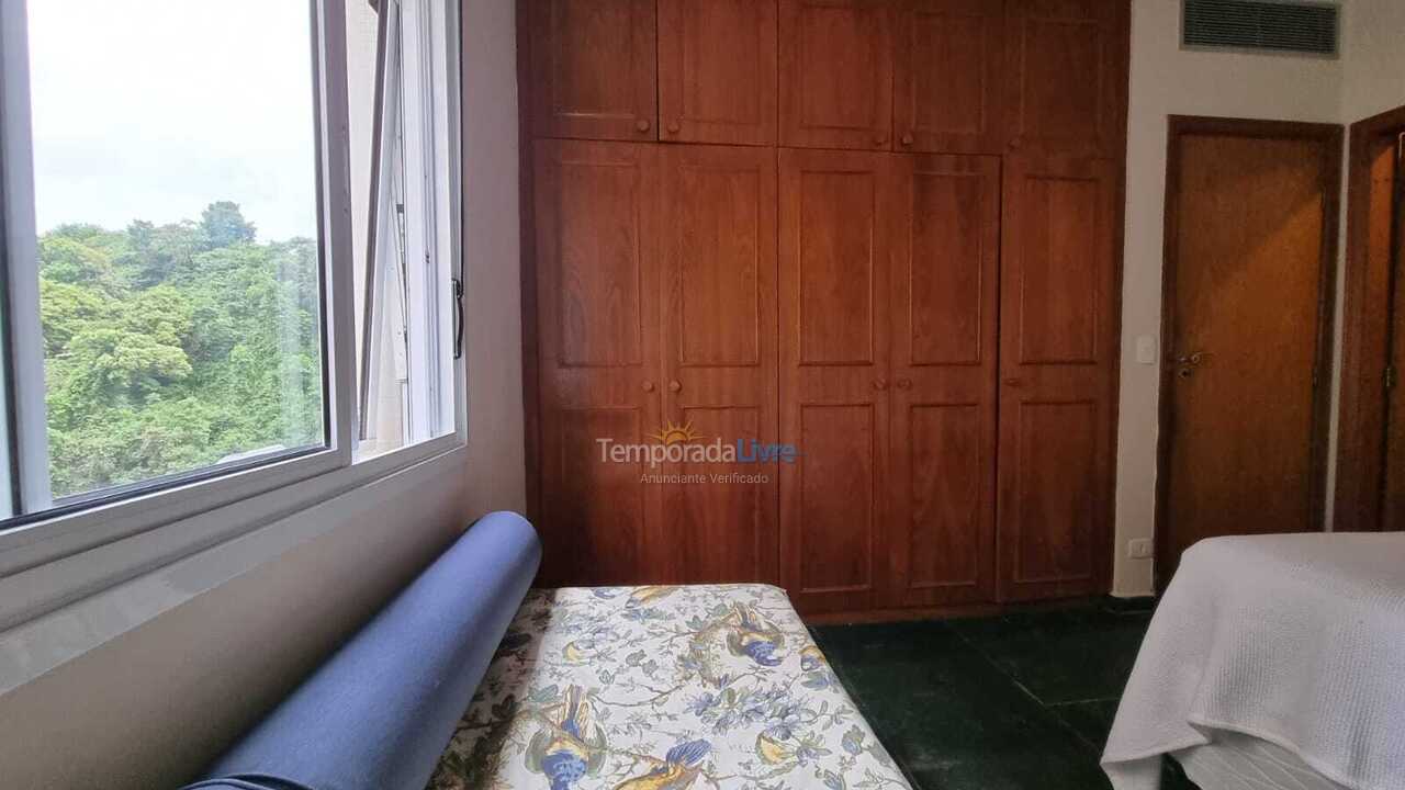 Apartment for vacation rental in Guarujá (Pitangueiras)