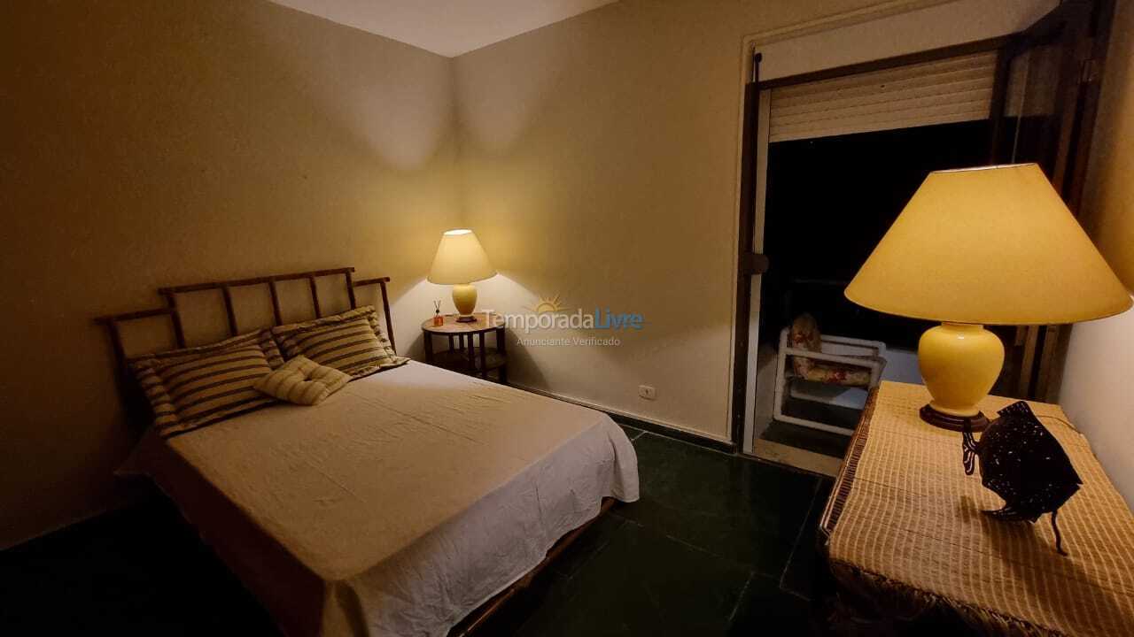 Apartment for vacation rental in Guarujá (Pitangueiras)