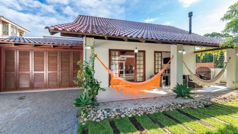 Casa com 4 quartos de Temporada