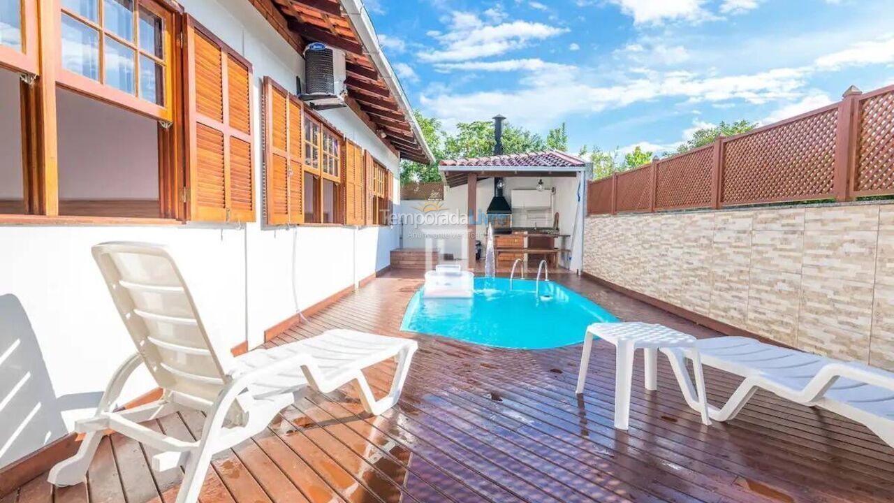 Casa para aluguel de temporada em Florianopolis (Jurerê Internacional)