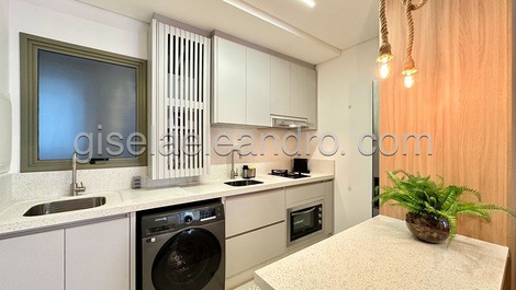 Apartamento nuevo y moderno de 1 dormitorio en Jurere