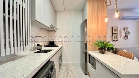 Apartamento nuevo y moderno de 1 dormitorio en Jurere