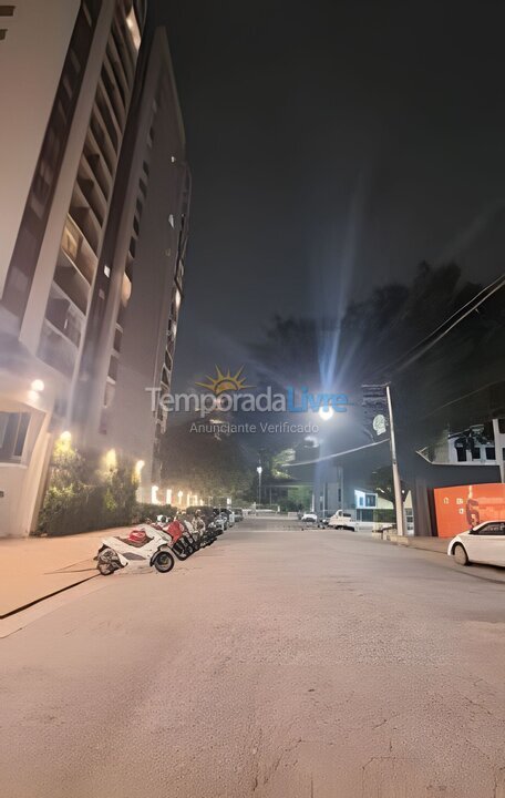 Apartamento para aluguel de temporada em São Paulo (Chácara Santo Antonio)