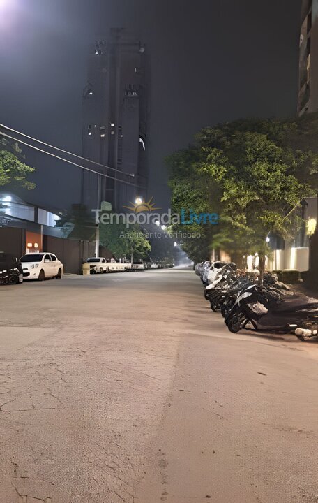 Apartamento para aluguel de temporada em São Paulo (Chácara Santo Antonio)