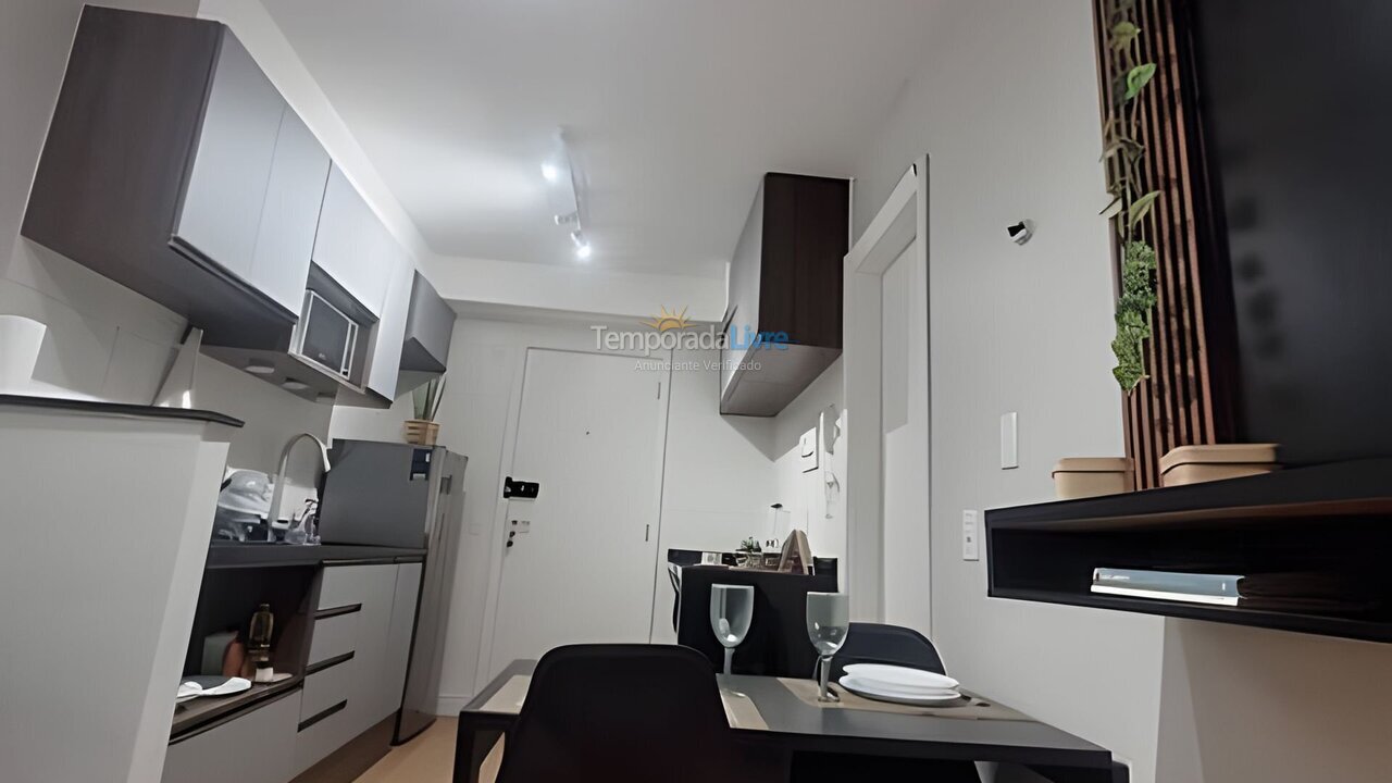 Apartamento para aluguel de temporada em São Paulo (João Dias)