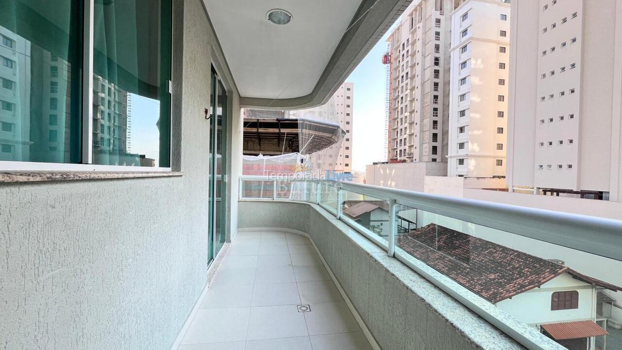 Apartamento para alquiler de vacaciones em Itapema (Meia Praia)