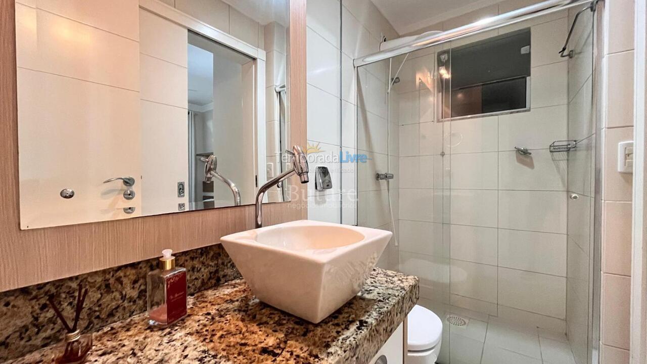 Apartamento para alquiler de vacaciones em Itapema (Meia Praia)