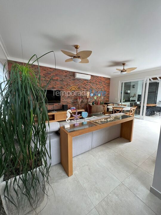 Casa para alquiler de vacaciones em São Sebastião (Juquehy)