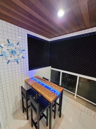 Apartment in a prime area of P. Grande Ubatuba, with WiFi and Netflix.