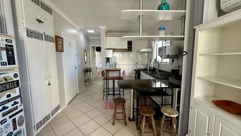 Seasonal rental in the sea block, 1 bedroom, Balneário Camboriú