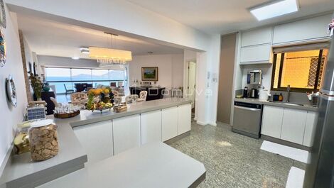 Alquiler por temporada de 3 suites frente al mar en Balneário Camboriú