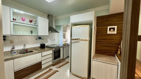 Alquiler por temporada con 3 habitaciones, incluida 1 suite, en el centro de Balneário Camboriú