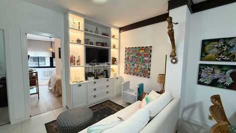 Seasonal rental in the seafront block with 3 bedrooms in Balneário Camboriú