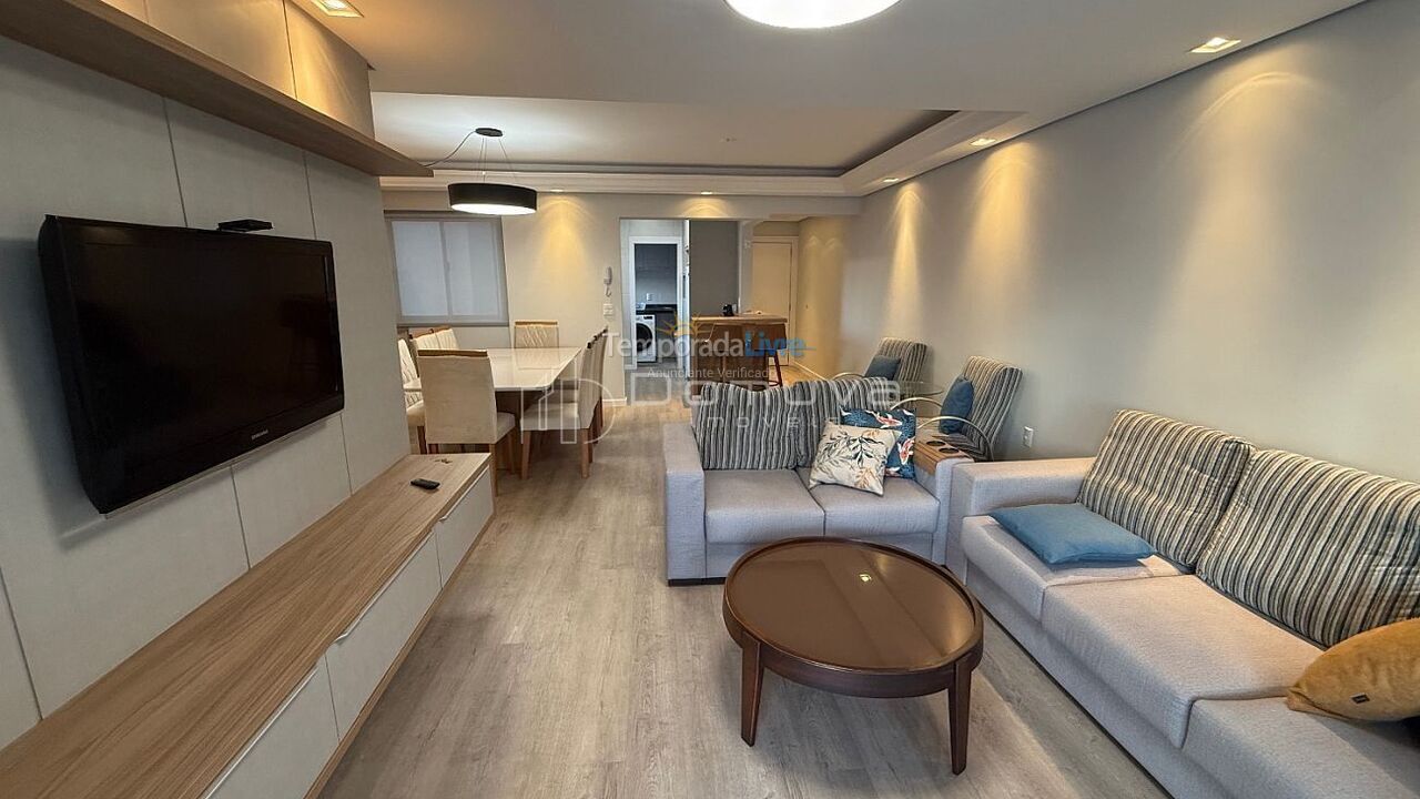 Apartamento para aluguel de temporada em Balneário Camboriú (Praia Central)