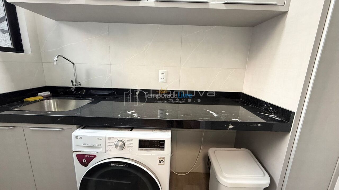 Apartamento para aluguel de temporada em Balneário Camboriú (Praia Central)