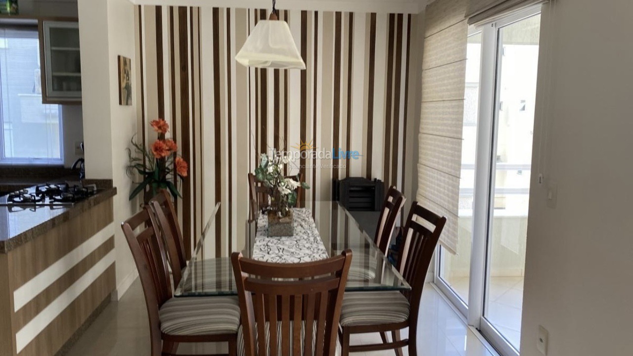 Apartamento para aluguel de temporada em Bombinhas (Praia de Bombas)