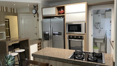 Apto diferenciado, próximo ao mar(80mts), ver fotos