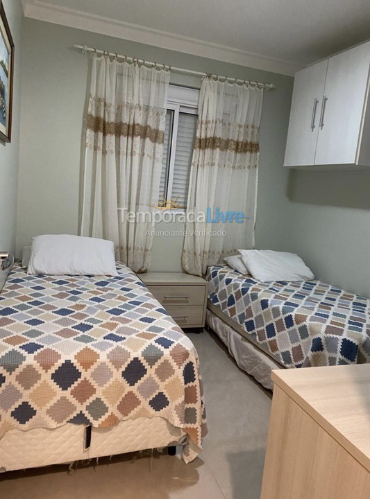 Apartamento para aluguel de temporada em Bombinhas (Praia de Bombas)