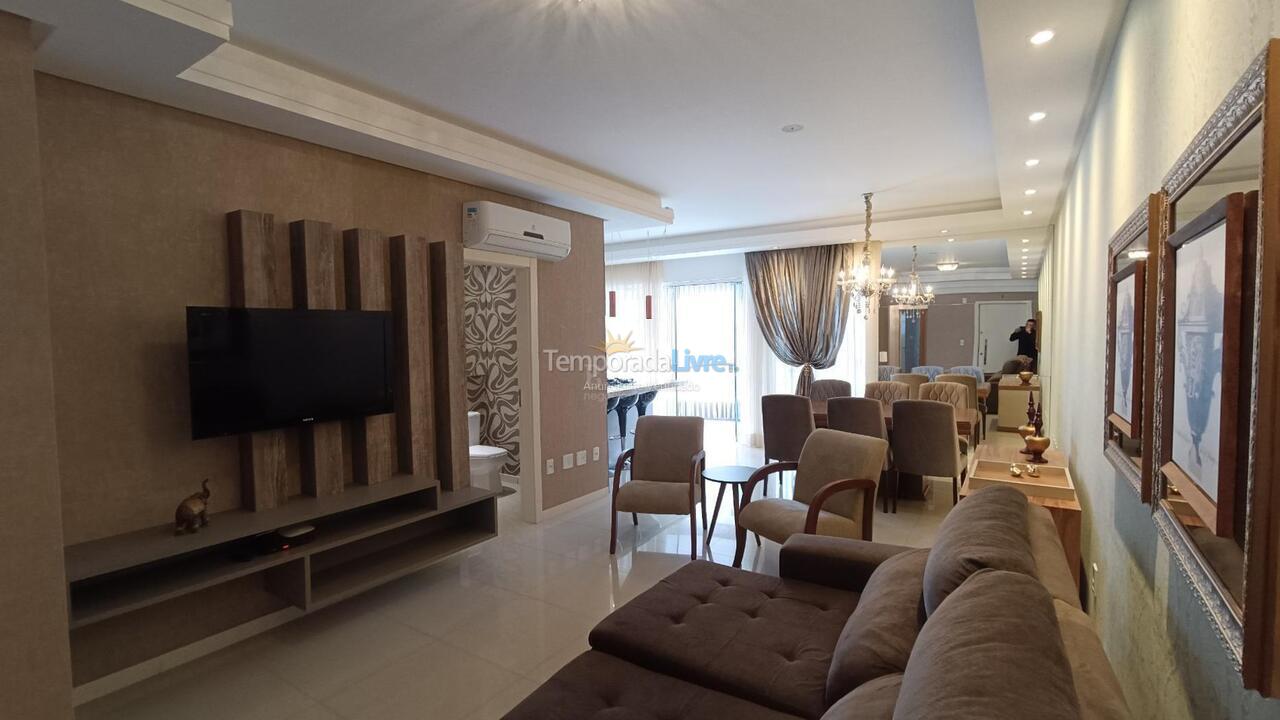 Apartamento para alquiler de vacaciones em Itapema (Meia Praia)