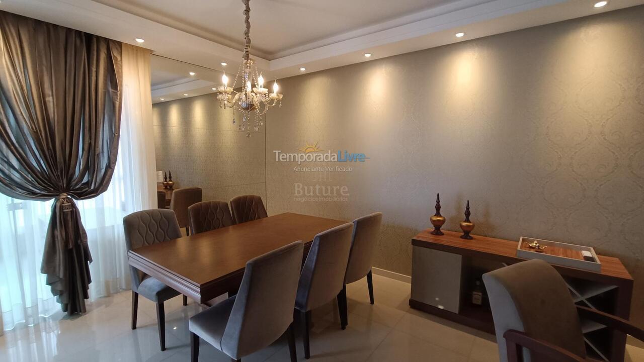 Apartamento para alquiler de vacaciones em Itapema (Meia Praia)