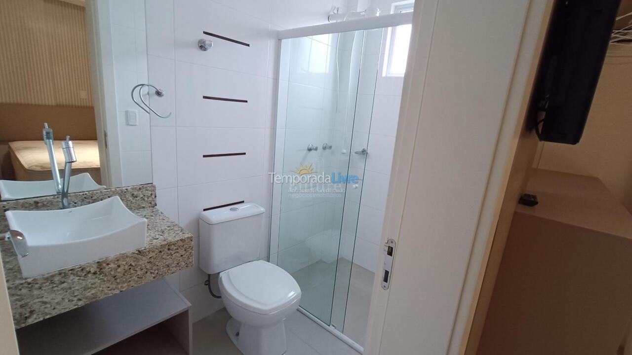 Apartamento para alquiler de vacaciones em Itapema (Meia Praia)