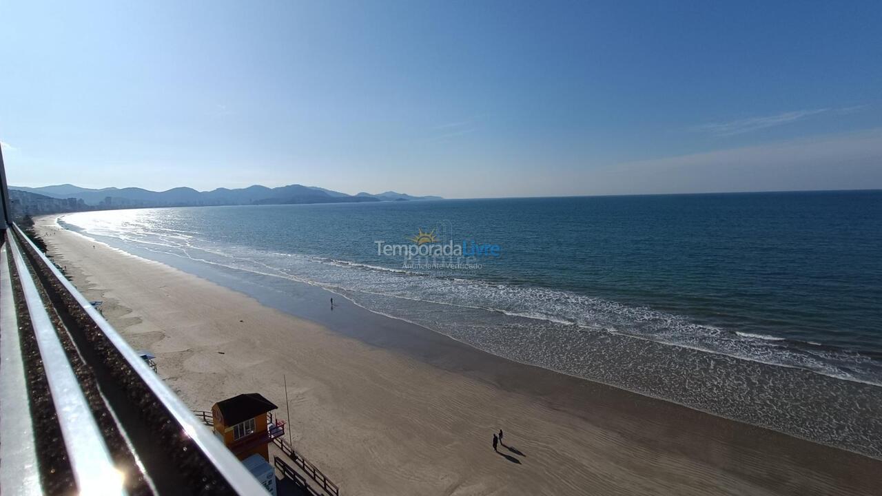 Apartamento para aluguel de temporada em Itapema (Meia Praia)