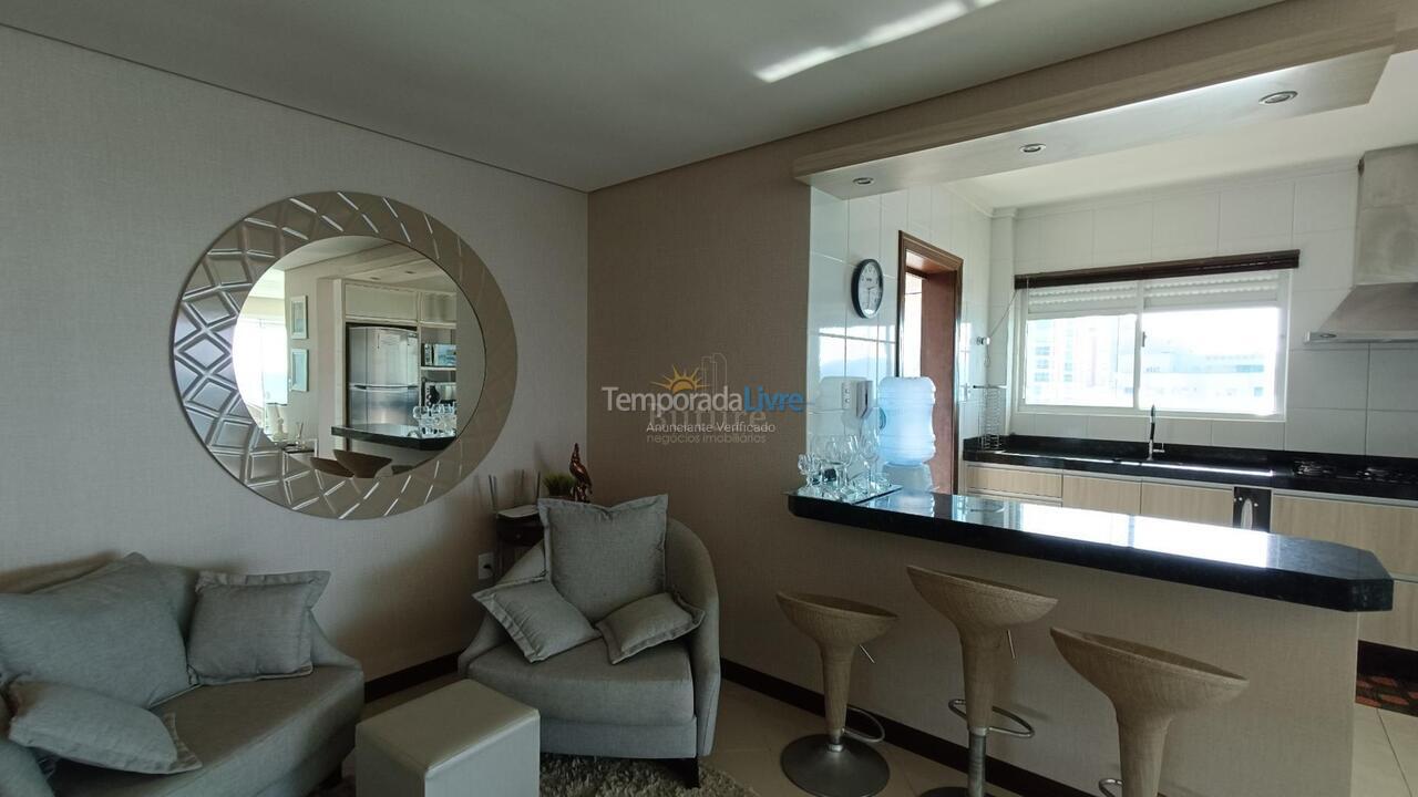 Apartamento para aluguel de temporada em Itapema (Meia Praia)