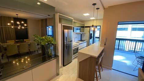 BEAUTIFUL AP WITH 3 SUITES NEAR THE SEA FINA FURNITURE