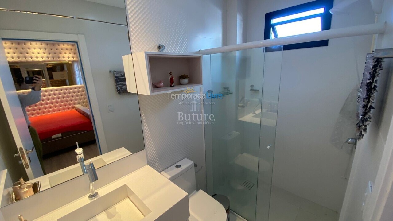 Apartment for vacation rental in Itapema (Meia Praia)