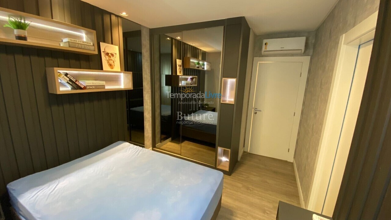 Apartment for vacation rental in Itapema (Meia Praia)