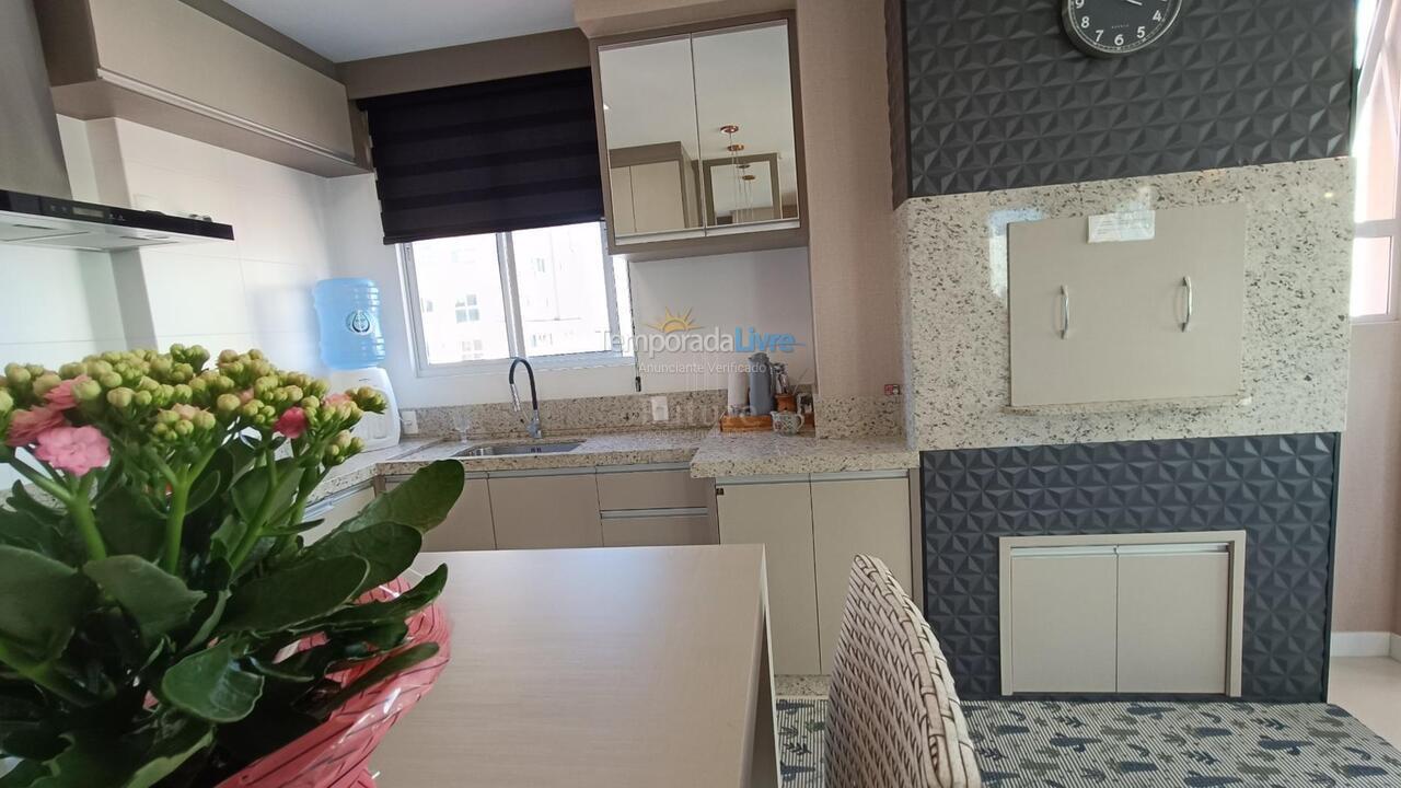 Apartamento para alquiler de vacaciones em Itapema (Meia Praia)
