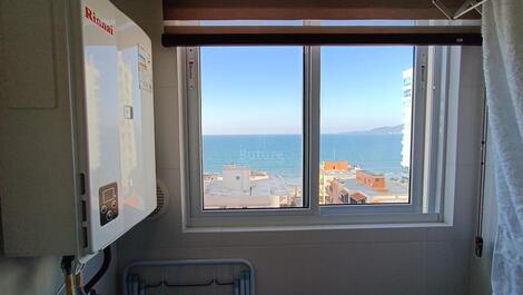 HERMOSO AP QUADRA MAR CON 3 SUITES FINA MOBILIA