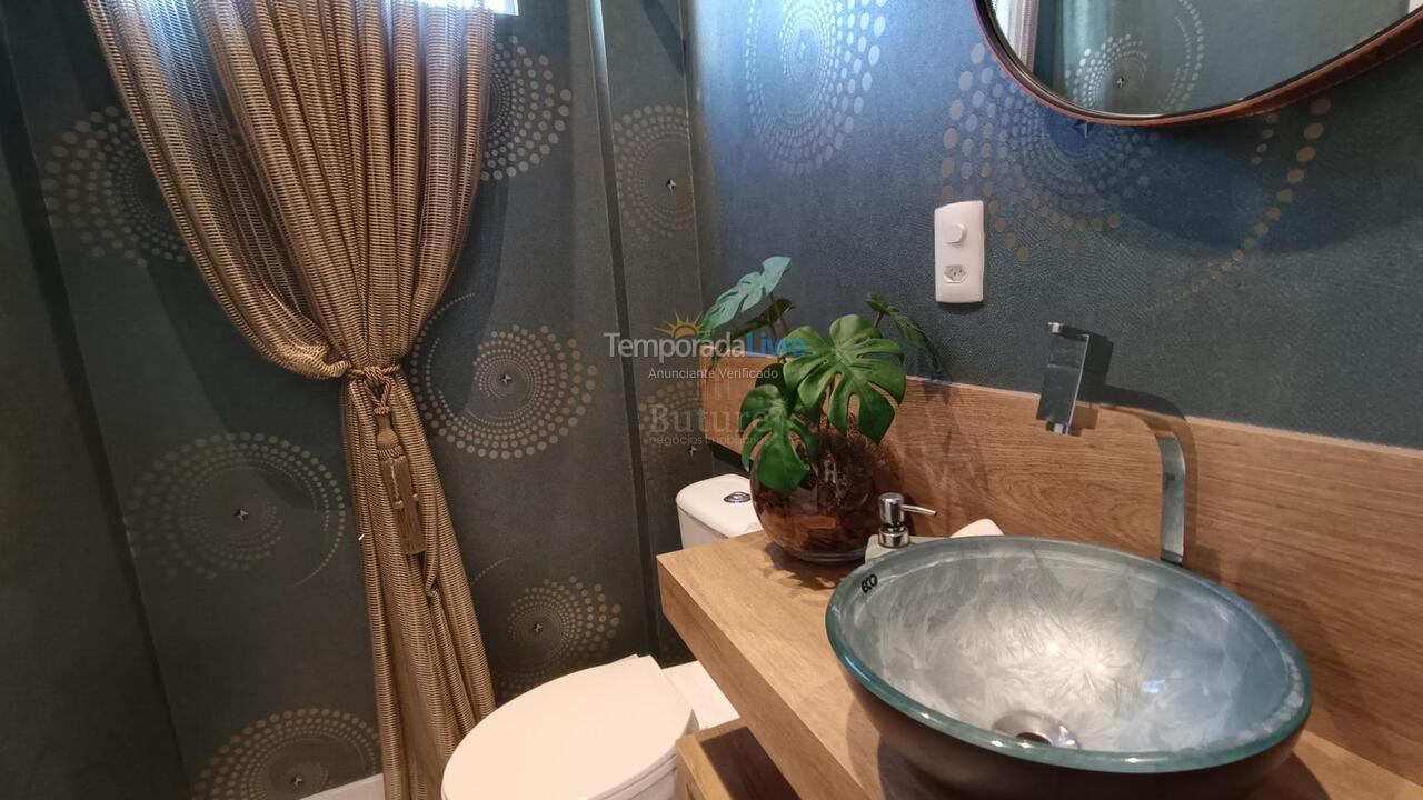 Apartamento para alquiler de vacaciones em Itapema (Meia Praia)