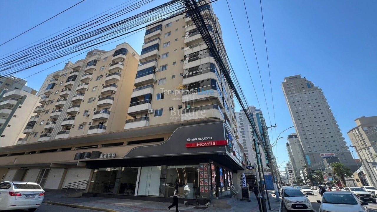 Apartamento para alquiler de vacaciones em Itapema (Meia Praia)