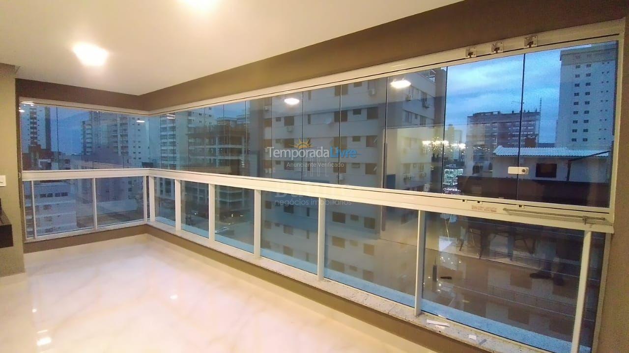 Apartamento para aluguel de temporada em Itapema (Meia Praia)